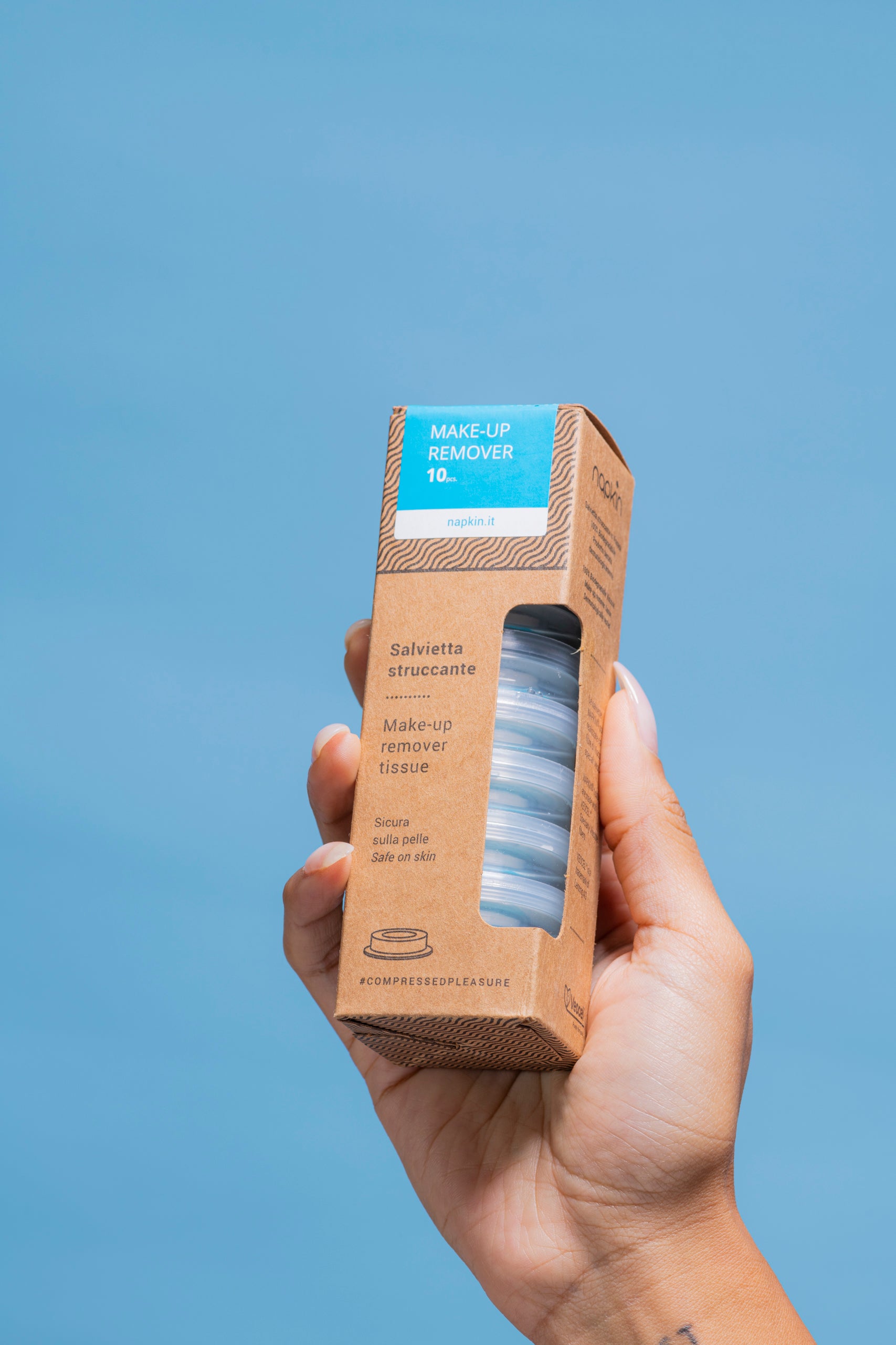 MAKE UP REMOVER Compressed Makeup Remover Wipe with Built-In Liquid (Pack of 10)