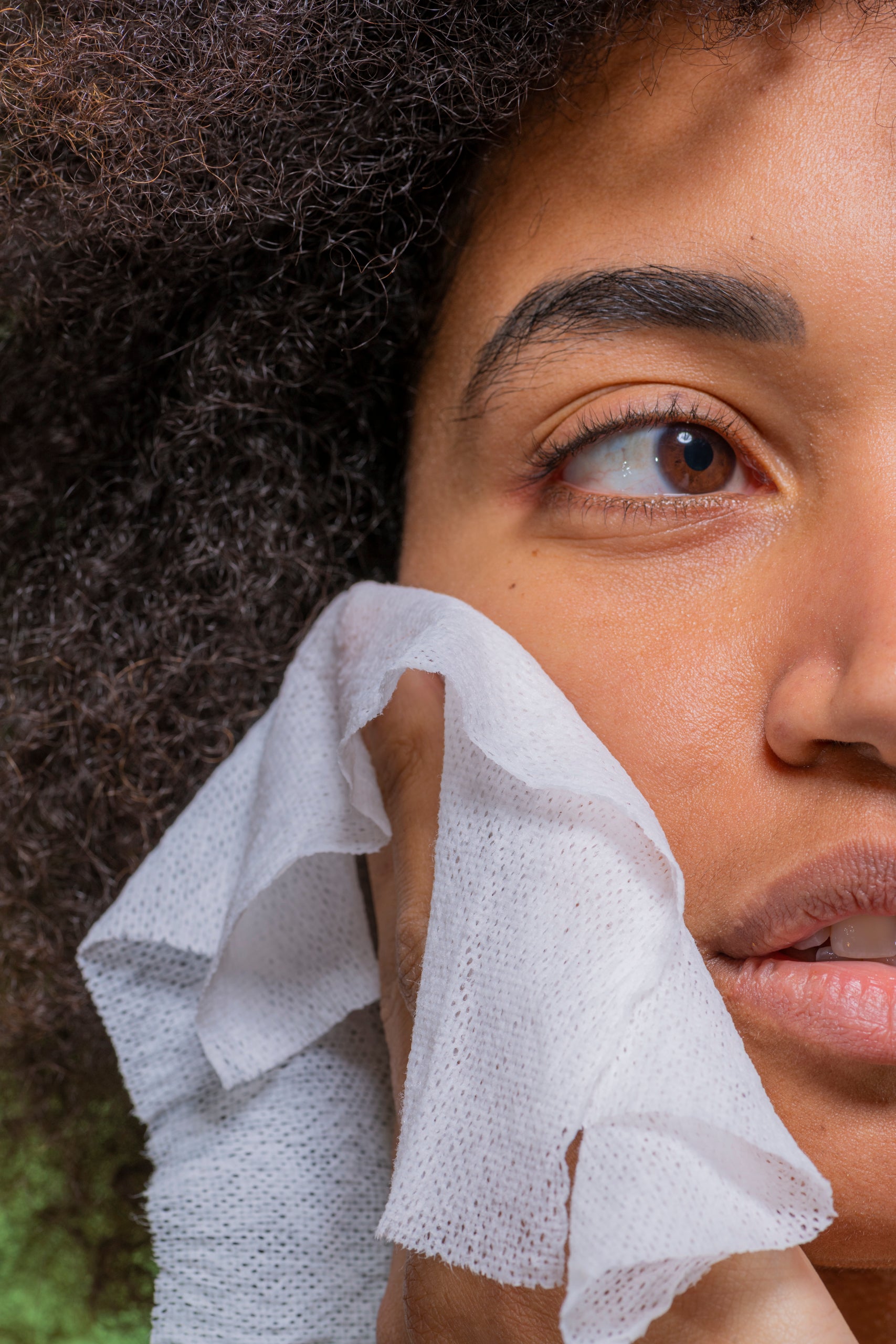 MAKE UP REMOVER Compressed Makeup Remover Wipe with Built-In Liquid (Pack of 10)